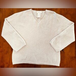 Bianco & Blu EUC Beige Wool Alpaca Blend VNeck Minimalist Sweater Medium